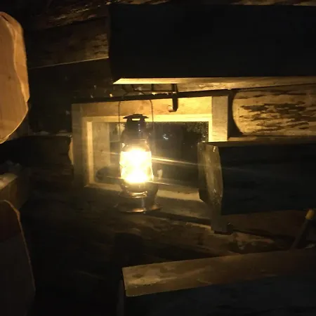 Seitsemaen Sillan Majatalo *