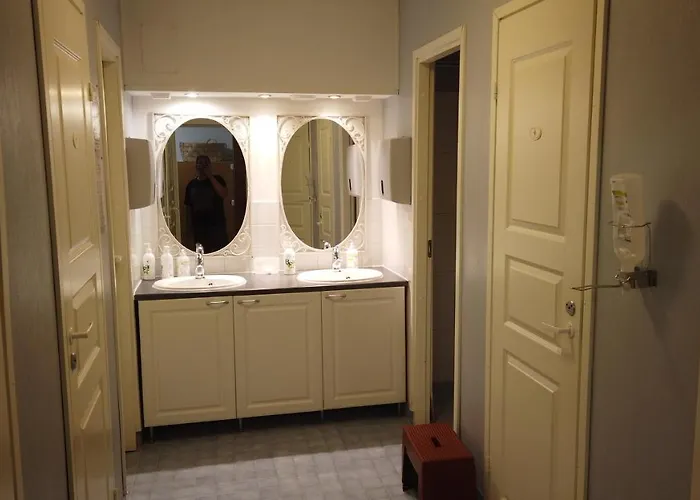 Värdshus Seitsemaen Sillan Majatalo Eugmo