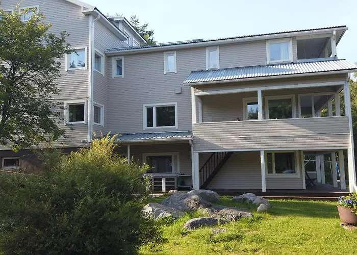 Seitsemaen Sillan Majatalo *