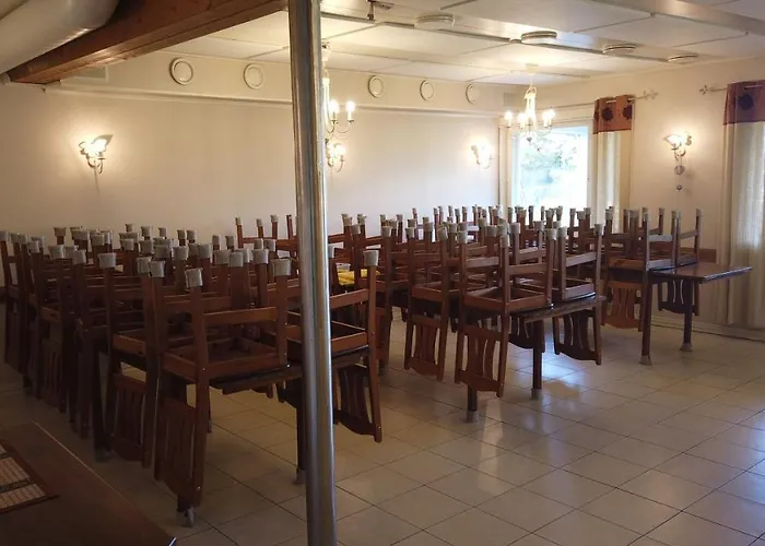 Värdshus Seitsemaen Sillan Majatalo Eugmo