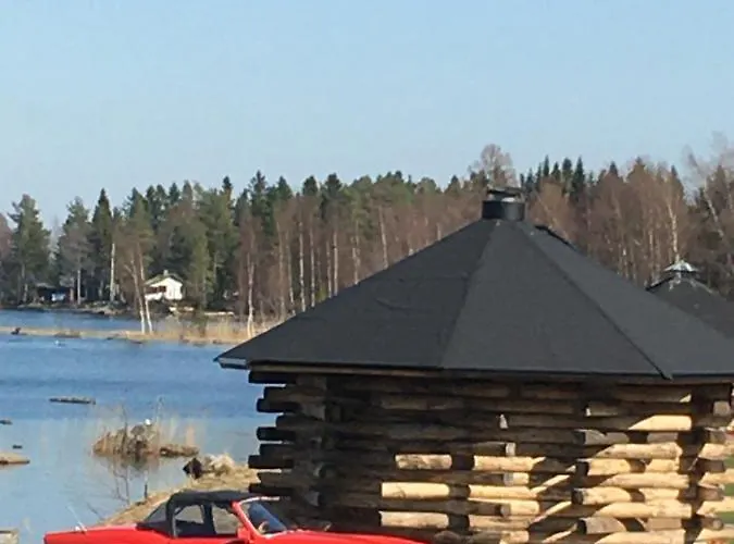 Värdshus Seitsemaen Sillan Majatalo *