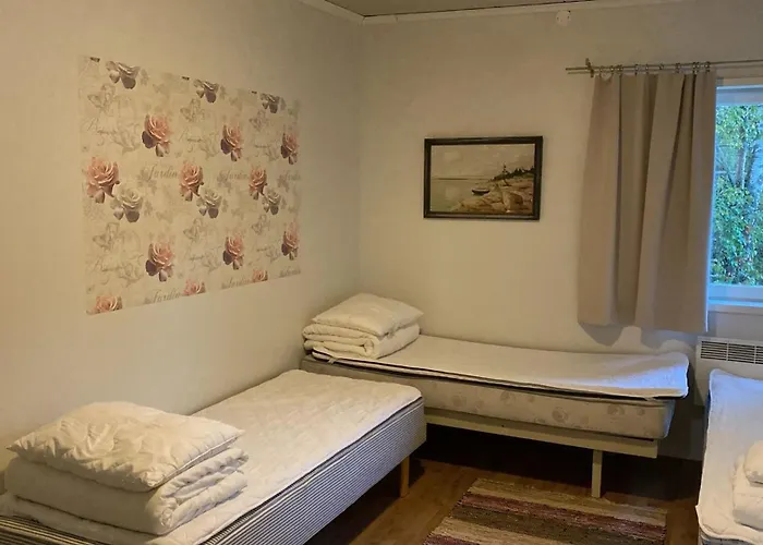 Värdshus Seitsemaen Sillan Majatalo Eugmo